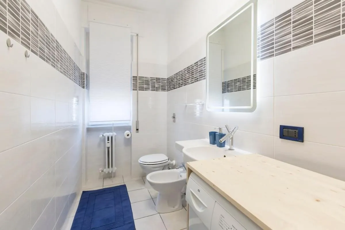 Cozy Apartment In Front Of Naviglio Grande Μιλάνο
